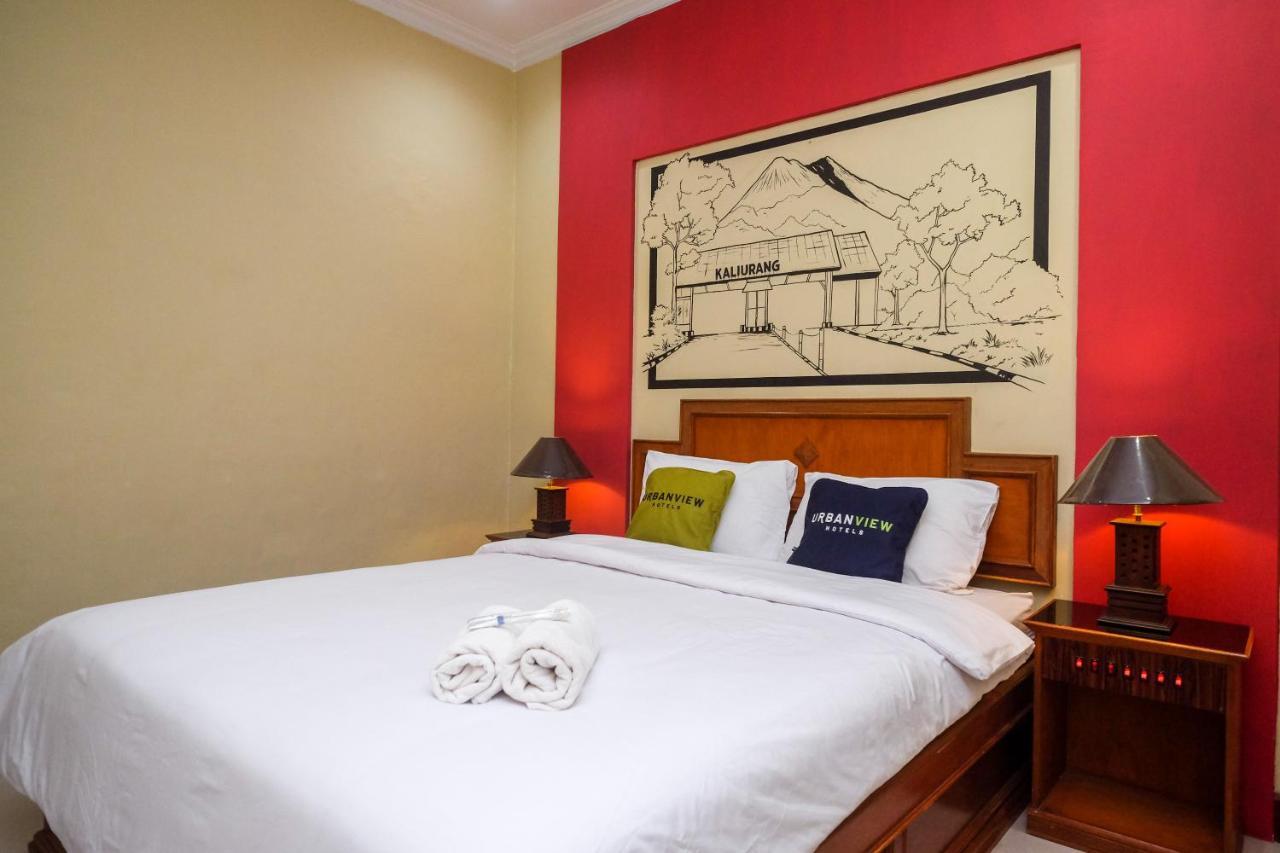 Urbanview Hotel Syariah Wisnugraha By Reddoorz Yogyakarta Exterior foto